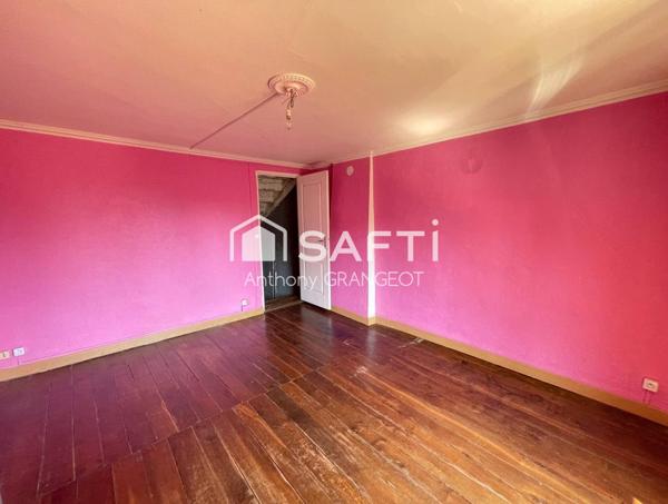 MAISON DE VILLE 3CHAMBRES,COUR, 90M²