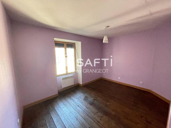 MAISON DE VILLE 3CHAMBRES,COUR, 90M²