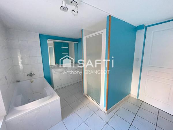 MAISON DE VILLE 3CHAMBRES,COUR, 90M²