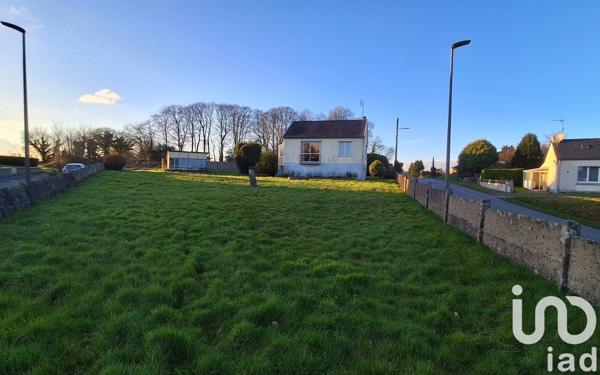 Maison traditionnelle 4 pièces de 46 m² à Bourbriac (22390)