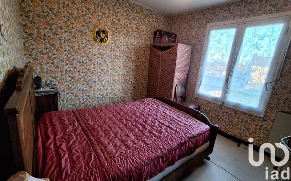 Maison traditionnelle 4 pièces de 46 m² à Bourbriac (22390)