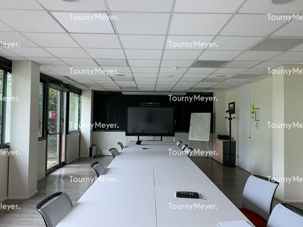 BUREAUX A LOUER - BRUGES