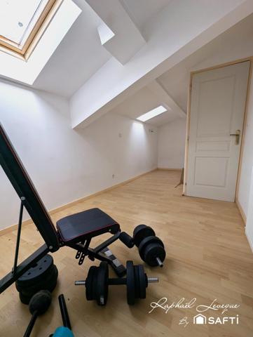 Maison 3 chambres avec belle terrasse et stationnement