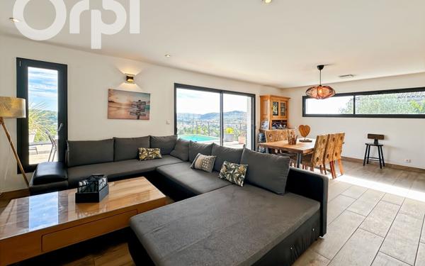 Maison à vendre    5 pièces • 135 m2 Joyeuse