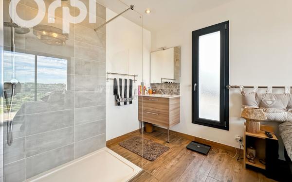 Maison à vendre    5 pièces • 135 m2 Joyeuse