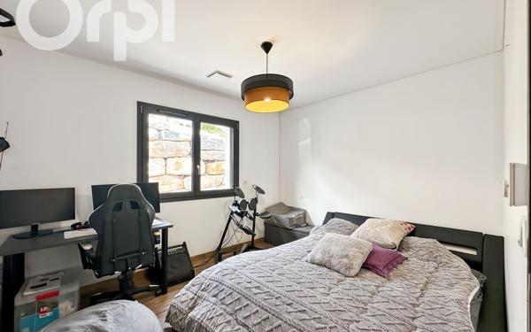 Maison à vendre    5 pièces • 135 m2 Joyeuse