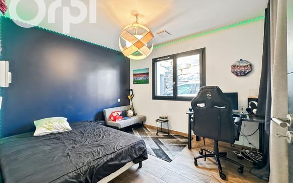 Maison à vendre    5 pièces • 135 m2 Joyeuse