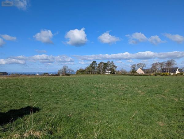 Terrain à Batir à vendre à Kerlaz dans le Finistère (29100), ref : 011/176
