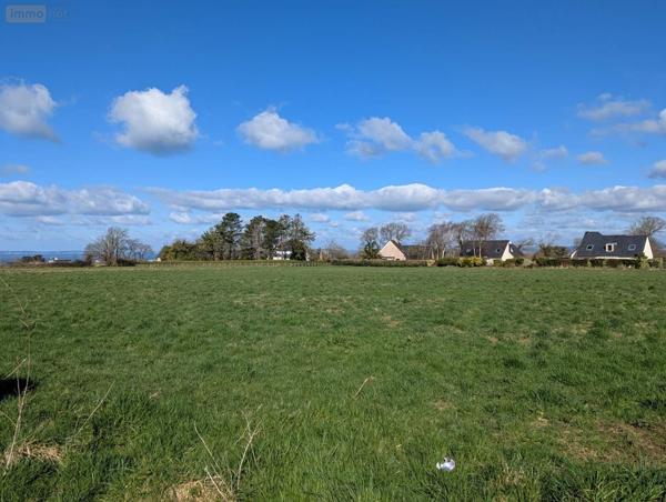Terrain à Batir à vendre à Kerlaz dans le Finistère (29100), ref : 011/176