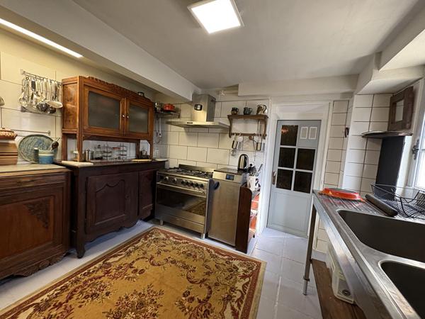 Maison Antugnac 14 pièce(s) 338 m2