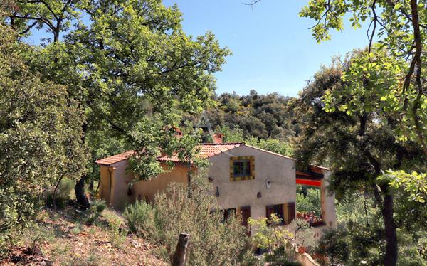 VIAGER VILLA DEUX NIVEAUX AVEC TERRASSE ET MAZET VUE IMPRENABLE SUR ESPARRON DE VERDON ET SON LAC
