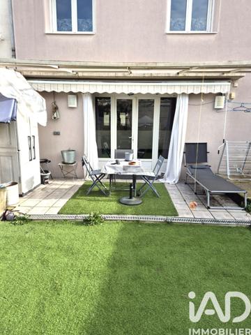 Maison à vendre 5 pièces 79 m² Alès