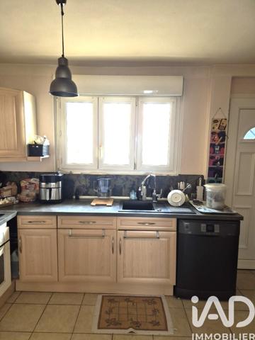 Maison à vendre 5 pièces 79 m² Alès