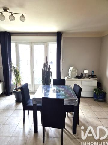 Maison à vendre 5 pièces 79 m² Alès