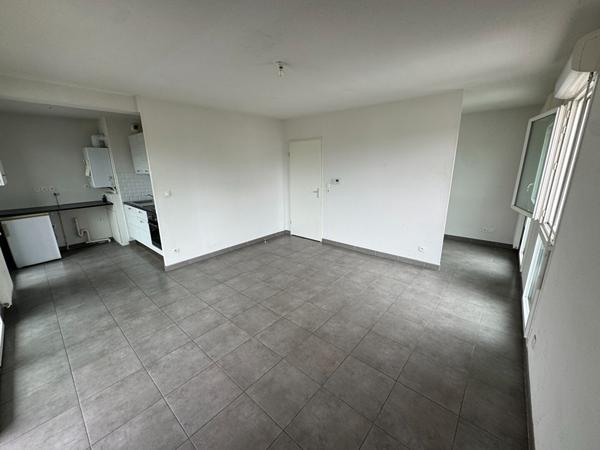 33310 LORMONT - Appartement  T2 bis de 55.71m2 avec terrasse de 10m2 et parking à vendre