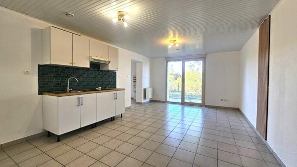 St Genix Les Villages -  3 pièce(s)  Rez de jardin -76.93 m2 + garage