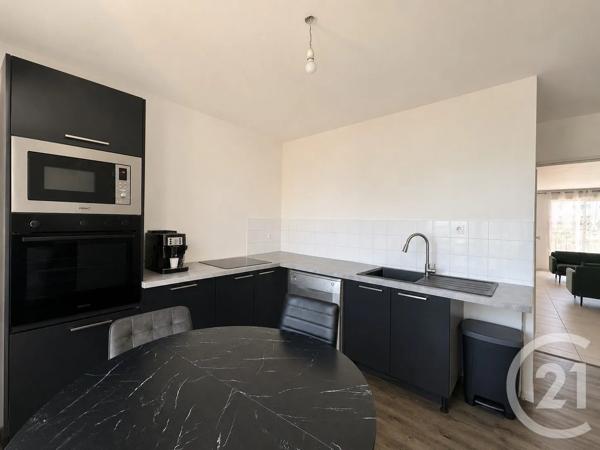 Appartement F4 à vendre  4 pièces - 84 m 2   SEYSSINET PARISET  - 38