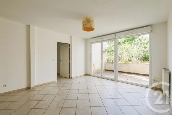 Appartement F4 à vendre  4 pièces - 84 m 2   SEYSSINET PARISET  - 38