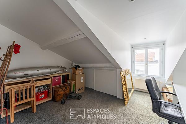 Duplex de caractère au coeur de Vanves, place Saint-Rémy .