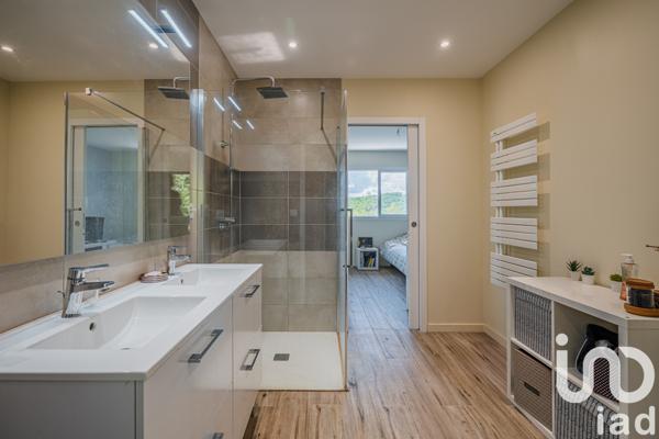 Maison à vendre 8 pièces 195 m² Claix