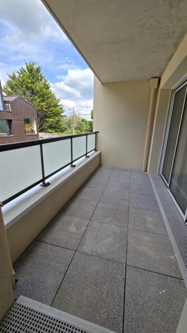 La Riche (37520) LA RICHE BRETONNEAU - T2 avec exterieur et parking