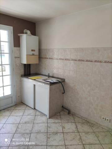 a LOUER – Appartement F2 avec parking privatif – Bollène