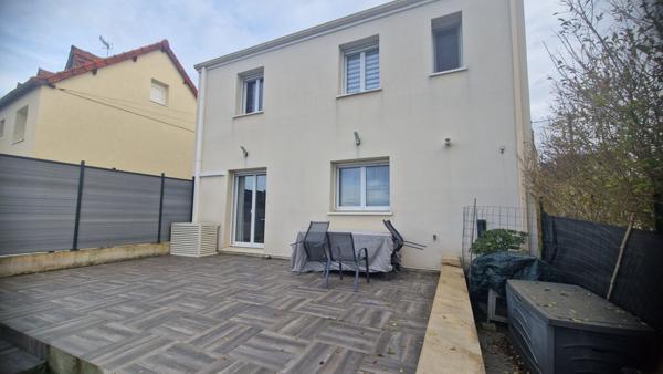 Maison à vendre à COMBS LA VILLE - Référence 5549