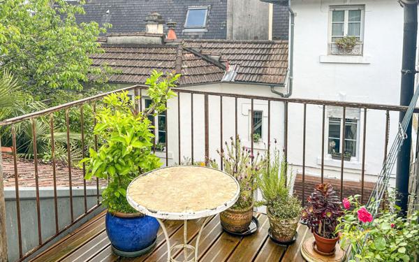 Appartement à vendre    5 pièces • 153,07 m2 Pau