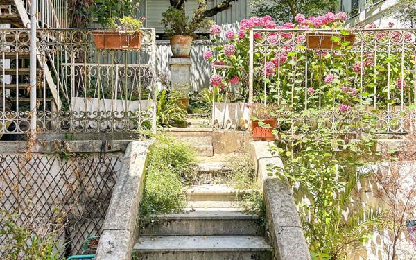 Appartement à vendre    5 pièces • 153,07 m2 Pau