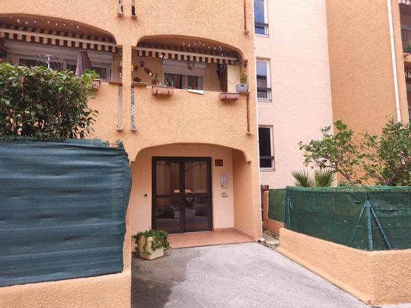 Appartement
                                                                                                                                                                                                                                                                                                                        3 pièce(s)                                                                                                                                                                                                          2 chambre(s)                                                                                                                                                                                                          69  m²