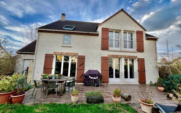 Maison à vendre    6 pièces • 145 m2 Gournay-sur-Marne