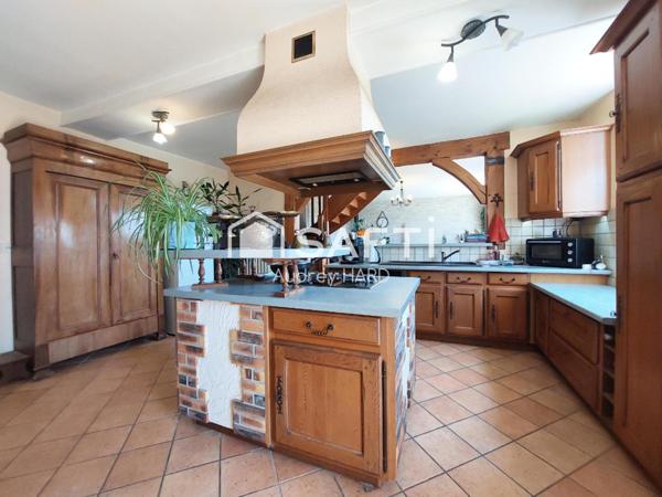 EXCLUSIVITÉ – Longère de 153 m² - Vie de plain-pied