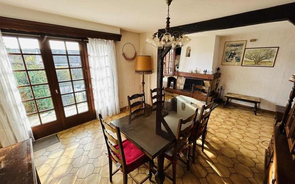 Maison à vendre    5 pièces • 93 m2 Villenoy