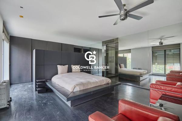 Appartement 5 pièces à vendre Paris 8ème - 75008 / Réf: 21572-PL