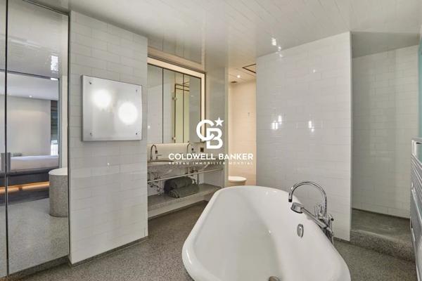 Appartement 5 pièces à vendre Paris 8ème - 75008 / Réf: 21572-PL