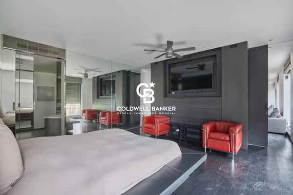 Appartement 5 pièces à vendre Paris 8ème - 75008 / Réf: 21572-PL