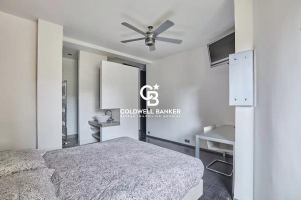 Appartement 5 pièces à vendre Paris 8ème - 75008 / Réf: 21572-PL