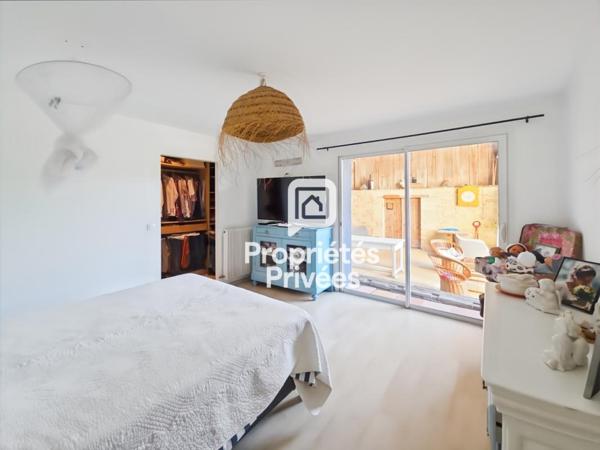 Maison en pierre de 185 m² avec piscine, dépendance et parc arboré  à 10 min de Marmande