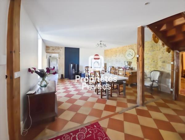 Maison en pierre de 185 m² avec piscine, dépendance et parc arboré  à 10 min de Marmande