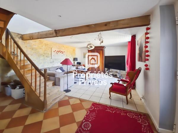 Maison en pierre de 185 m² avec piscine, dépendance et parc arboré  à 10 min de Marmande