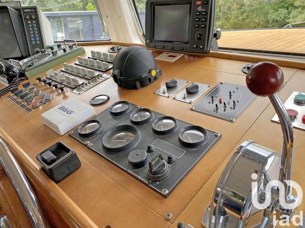 Péniche 5 pièces de 65 m² à Verneuil-sur-Seine (78480)