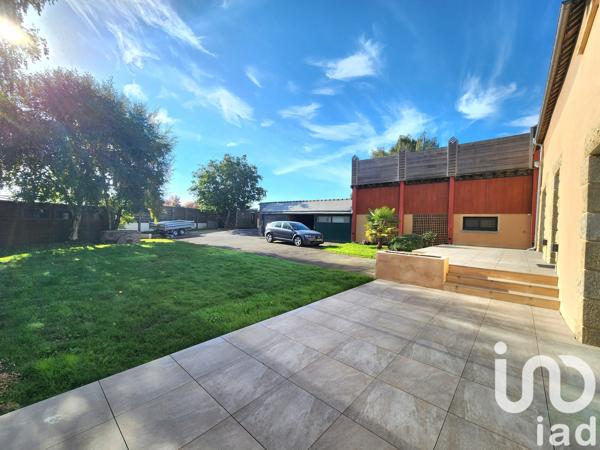 Maison à vendre 10 pièces 380 m² Vern-sur-Seiche