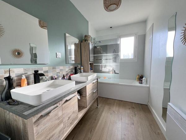 Maison de plain-pied - La Bazoge - 4 pièce(s) - 92 m