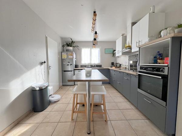 Maison de plain-pied - La Bazoge - 4 pièce(s) - 92 m