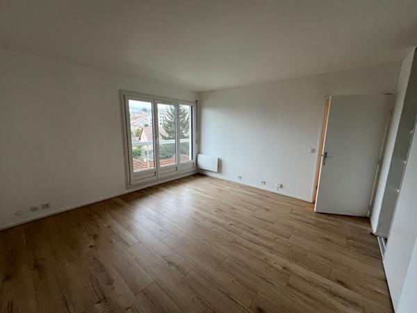 Appartement Noisy Le Grand F2 pièce(s) 45 m2