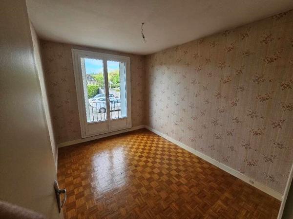 20648 - Appartement en RdC proche centre ville