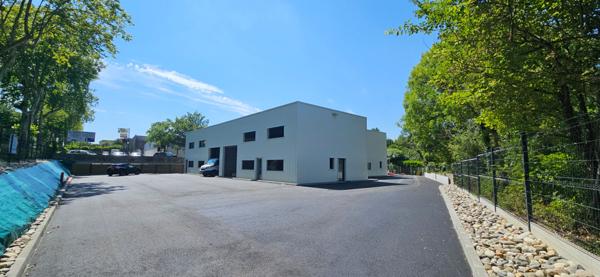 Rouffiac Tolosan, local d'activité 108m2