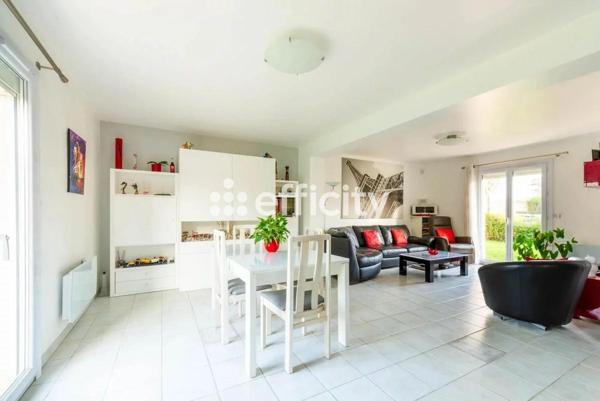 Maison 7 pièces - 136 m²