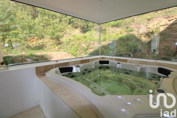 Maison à vendre 8 pièces 235 m² Ucel