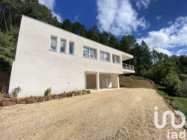 Maison à vendre 8 pièces 235 m² Ucel